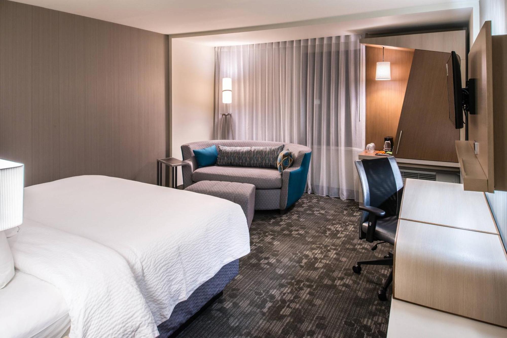 คอร์ตยาร์ด แจ็คสันวิลล์ Hotel แจ็กสันวิลล์ ภายนอก รูปภาพ